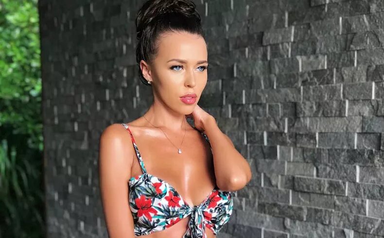 Таня дом 2. Строкова дом 2. таня строкова дом 2.