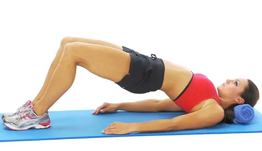 лодочка упражнение для спины. упражнения для ног лежа. упражнения с резиновым экспандером. упражнения. комплекс упражнений для рук ног спины.