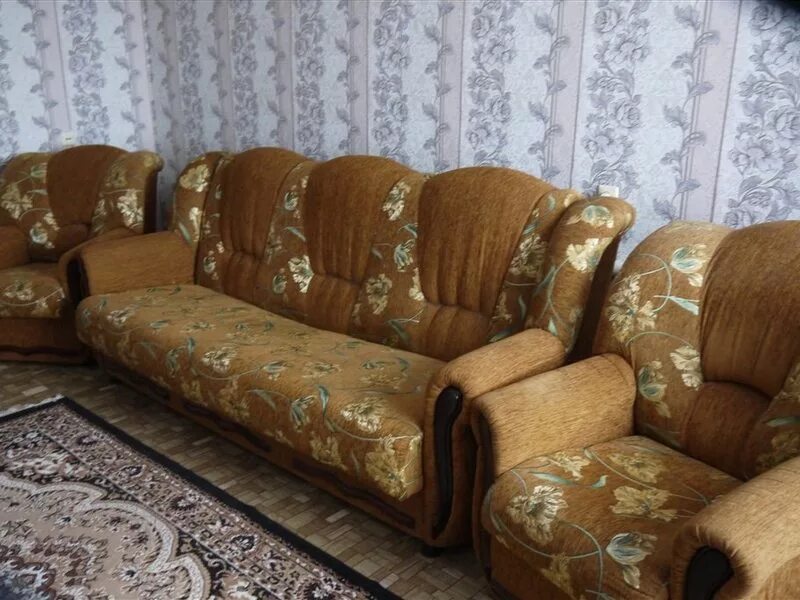 Советский диван и 2 кресла. Диван два кресла б/у. Диван и 2 кресла г. Ершов. Рязань мебель кресла мягкая. Авито рязанской области б у