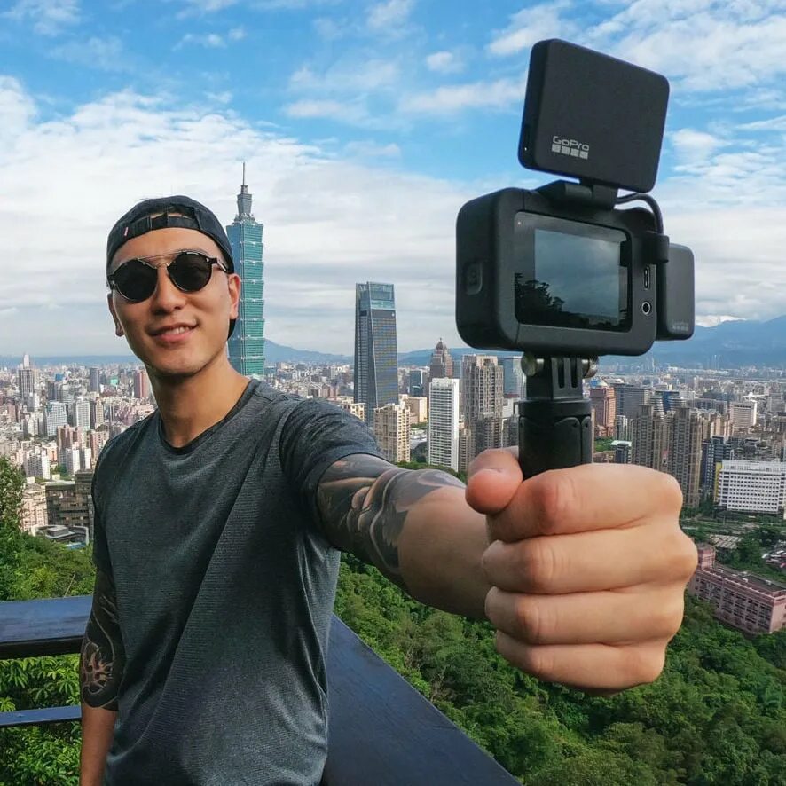 Go pro дата выхода. Gopro 8. гопро 10. матрица gopro 10. широкоугольное селфи.