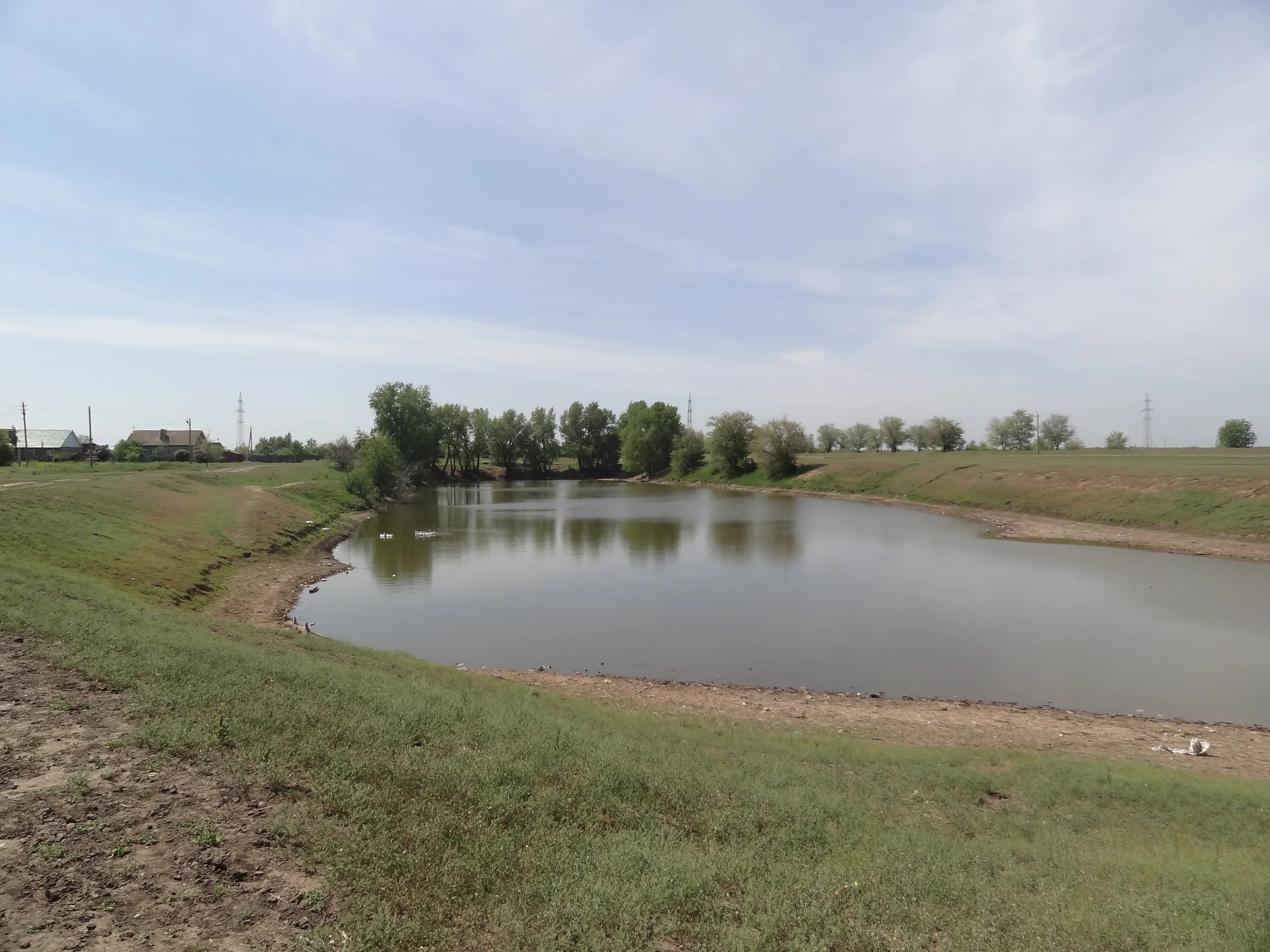 Маркс саратовская область население. Ротонда маркс. Население г маркса саратовской области. Маркс саратовская область набережная. Маркс город.