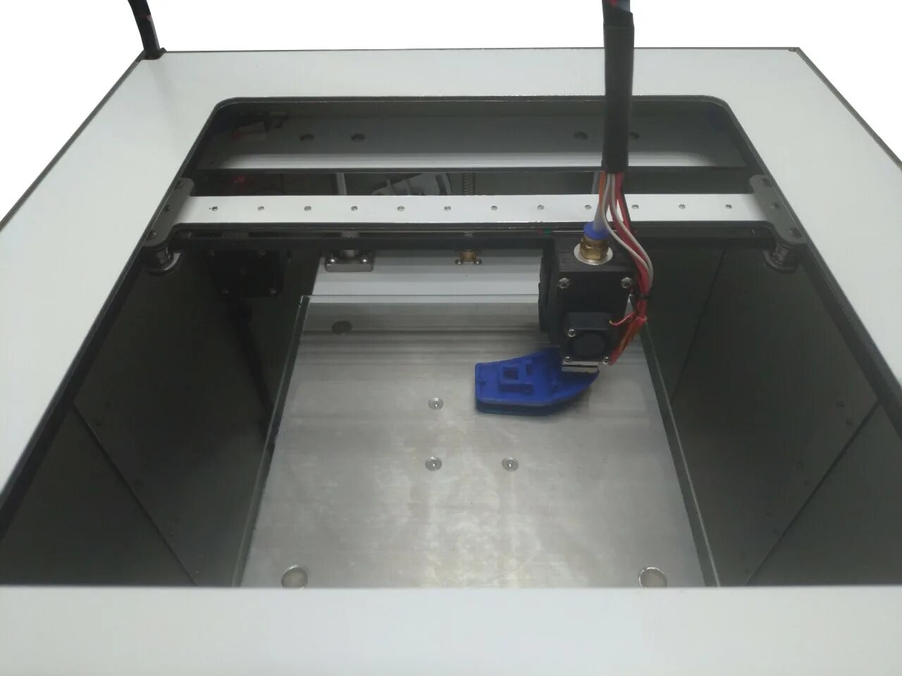 3d принтер maestro piccolo. Maestro 3d принтер. 3д принтер маэстро пикколо.
