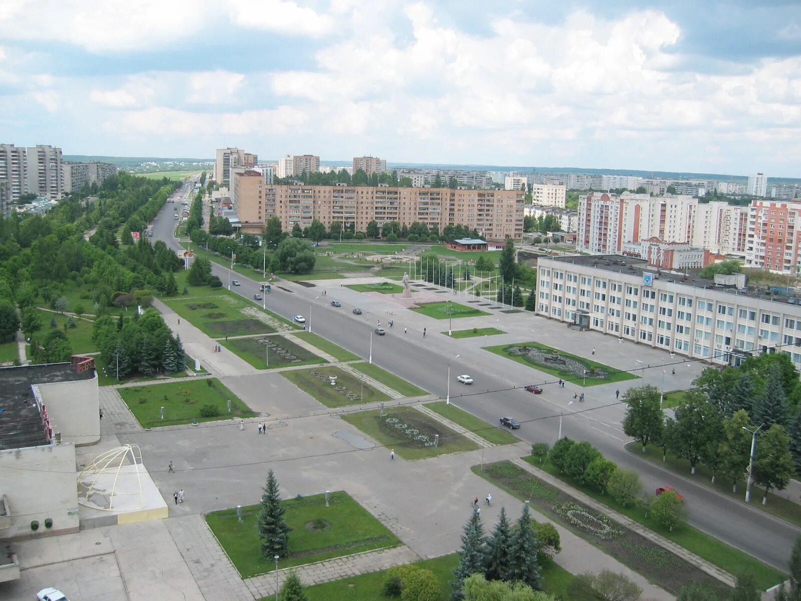 Курск железногорск купить. Железногорск Курская область. Город Железногорск Курская область. Город Железногорск Курская. Центр города Железногорска Курской области.