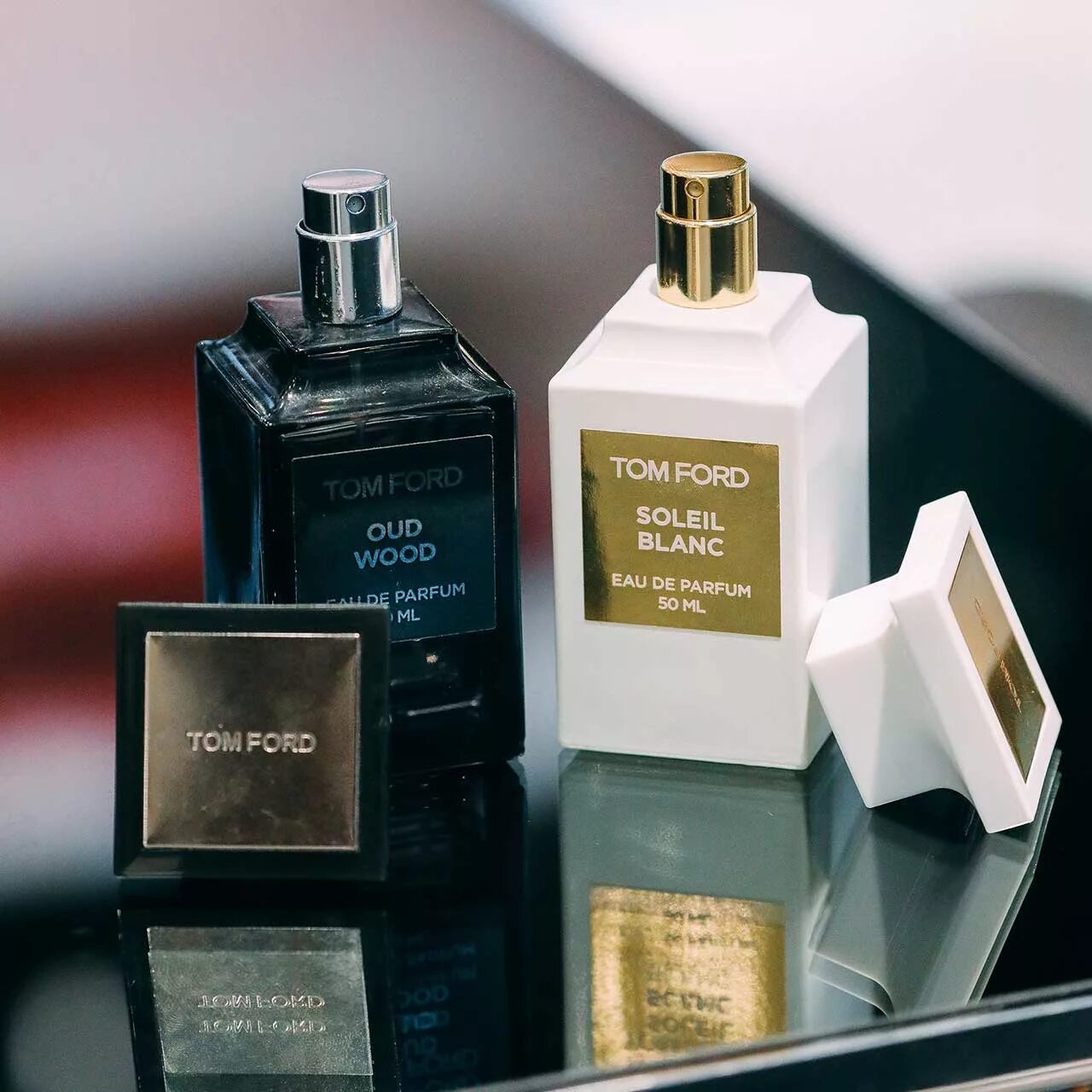 Том форд парфюм. Tom Ford Perfume. Tom Ford Initio. Tom Ford Fragrance. Селективная парфюмерия том Форд.