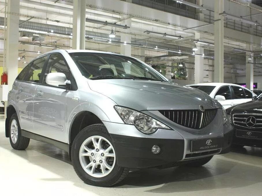 SSANGYONG Actyon 2009. Саньенг Актион 1 поколения. Ссанг енг Актион 2009г. SSANGYONG Actyon перламутровый.