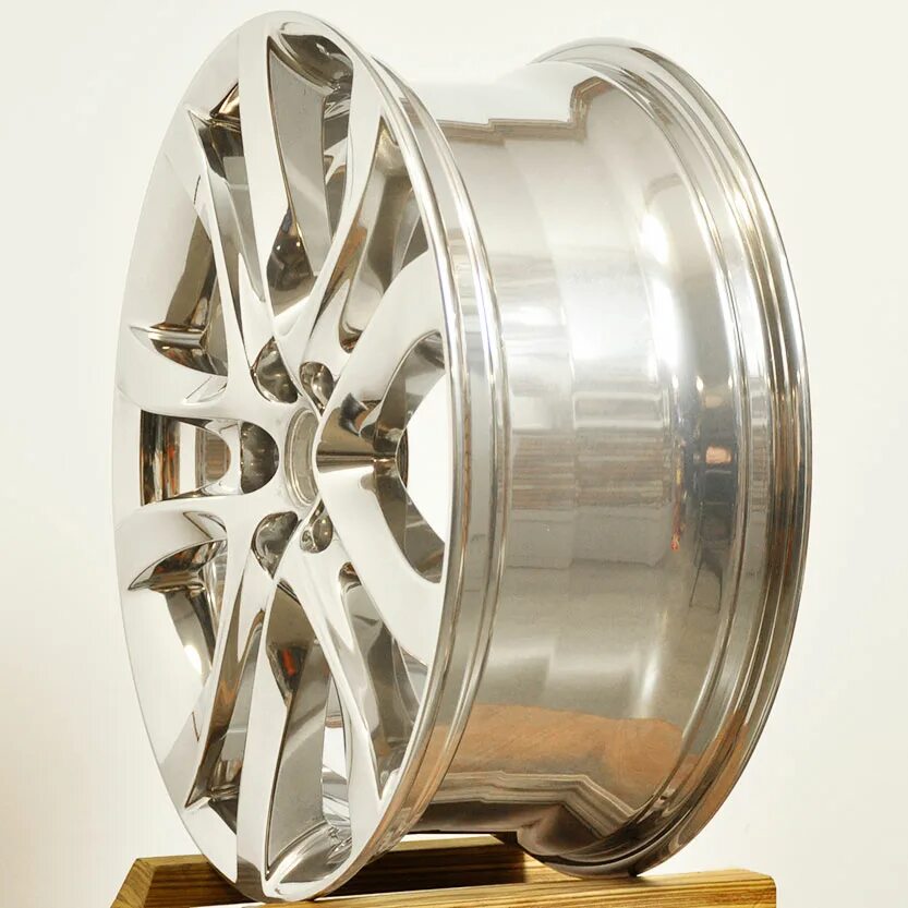 Зеркальные диски. Зеркальная полировка дисков. Зеркальная полировка дисков. Полированные диски алюминиевые. Зеркальные диски.