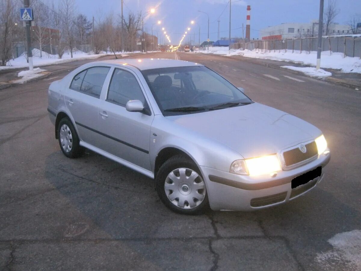 Купить шкода 2001. Skoda Octavia 2001. Octavia 2001 Рестайлинг.