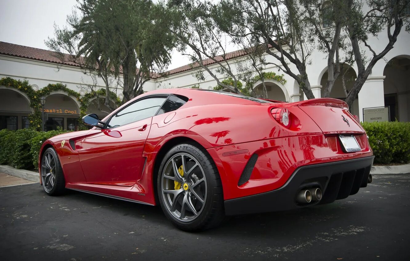 Красные машины фото. Ferrari 599 GTO. Ferrari 599 GTO красная. Ferrari 599 GTO черный. Ferrari 599 Sport.