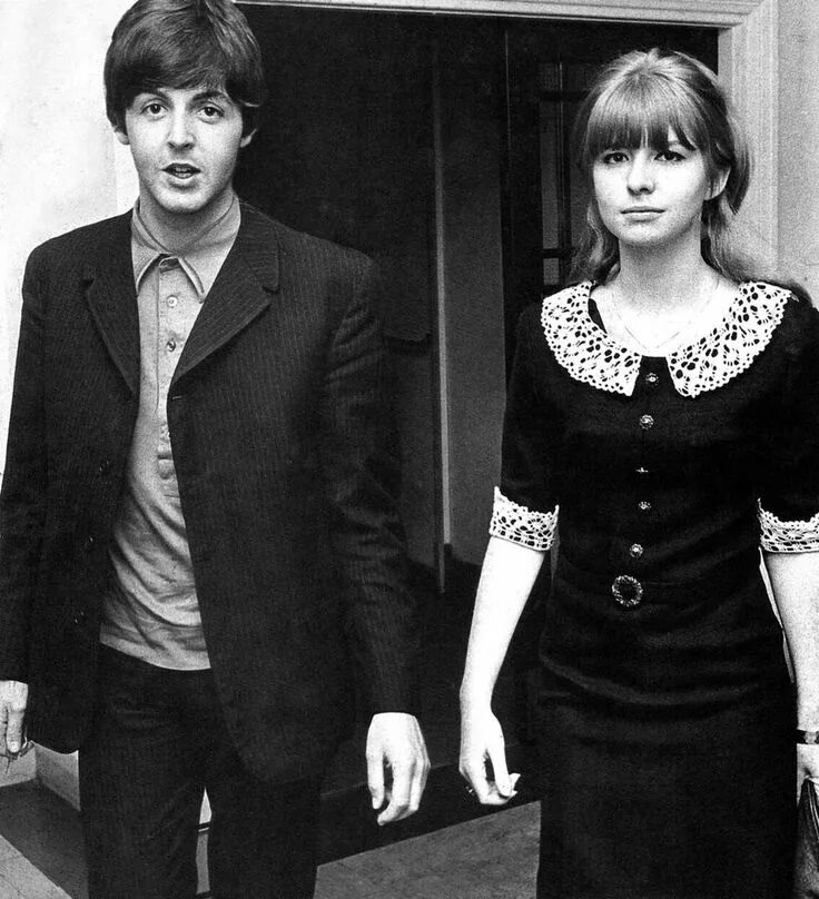 Джейн Эшер и пол Маккартни. Paul MCCARTNEY and Jane Asher. Джейн Эшер в молодости и пол Маккартни. MCCARTNEY - Jane Asher.