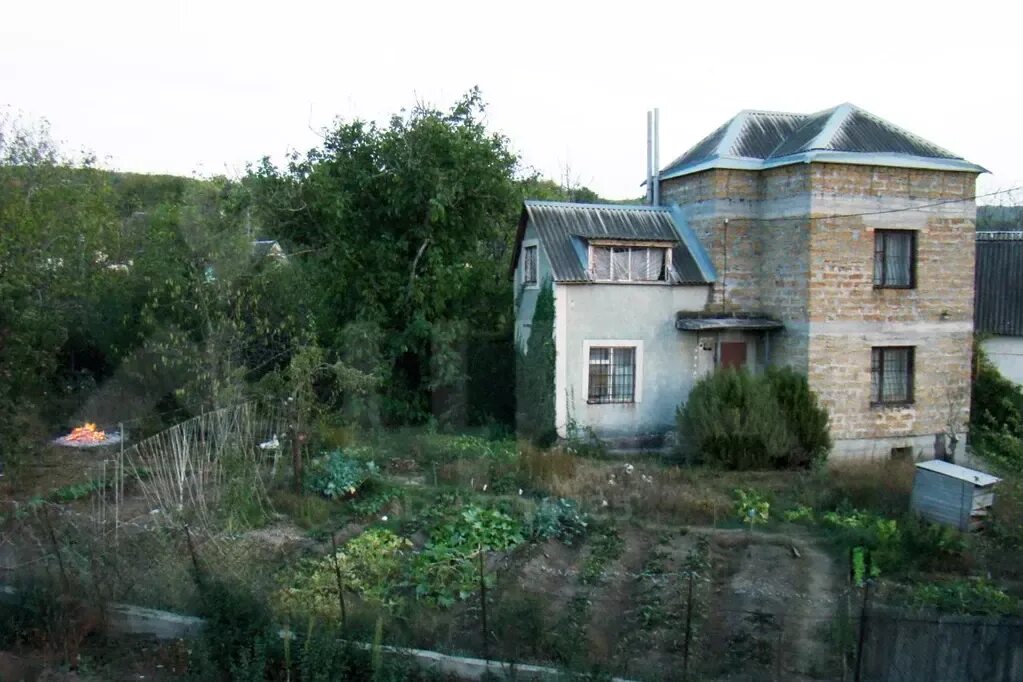 Крым село кизиловое симферополь. Дом в кизиловке. Погода кизиловое симферопольский. Село кизиловое крым. Дача в россии.