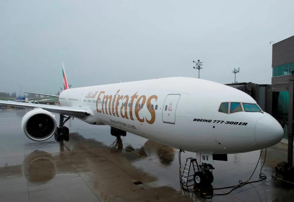 Boeing 777-100. Эмирейтс 777-300. B777-200er. 100 777. 100 777.