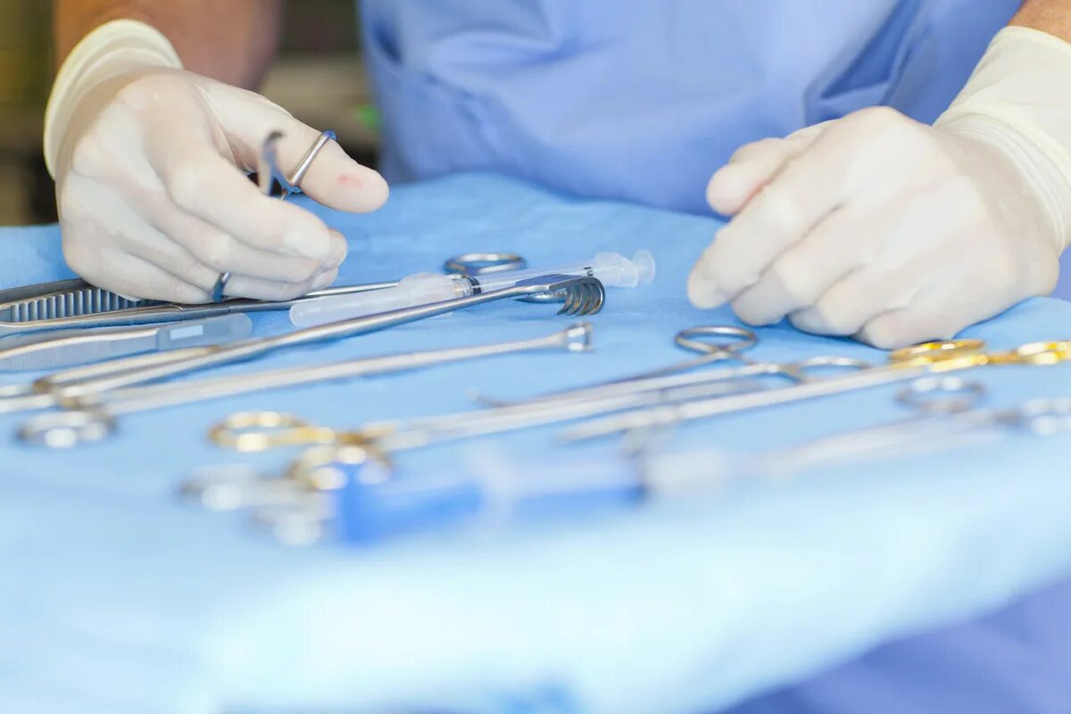 Медицинский инструментарий. Стерильные инструменты. Стерилизация хирургических инструментов. Стерильные инструменты в хирургии.