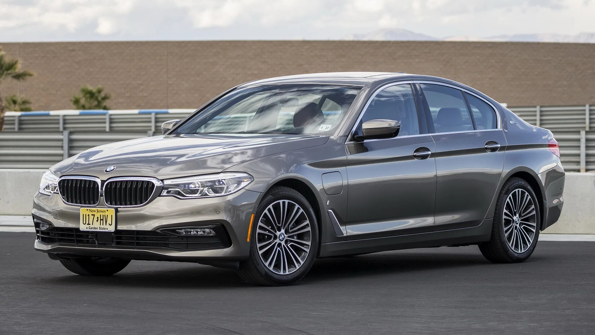 Бмв 530d g30. Bmw m550i. Bmw 520 g30. Bmw g30 2018. Bmw 550 g30.