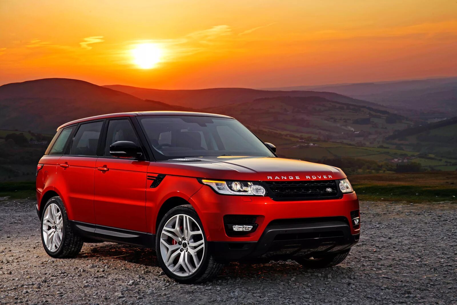 Рендж Ровер спорт 2014. Land Rover range Rover Sport 2014. Ленд Ровер range Rover Sport. Рендж Ровер красный.