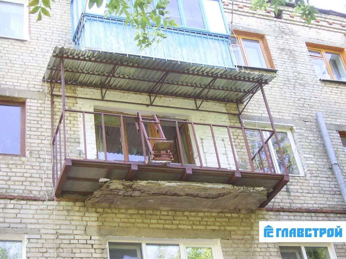 Разрушенные плиты балконов. Замена балконной плиты. Реконструкция балконной плиты. Усиление балкона. Укрепление балкона.