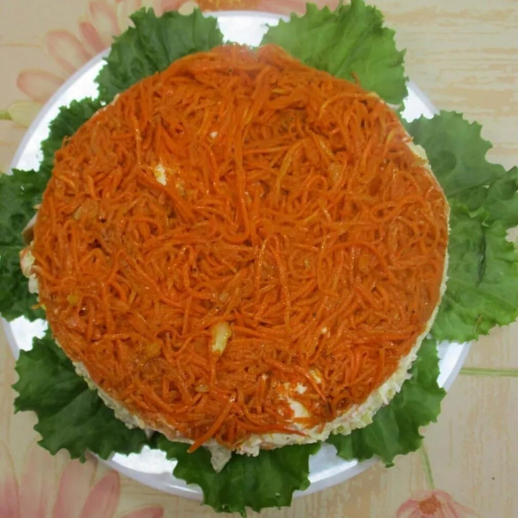 Салат дубок слоями. Дубок рецепт. Салат дубок с курицей шампиньонами. Салат дубки. Салат дубок.