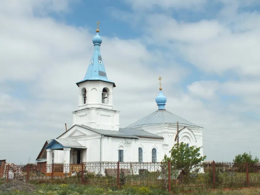 Погода в октябрьском районе челябинской. Храм свято вознесенский чудиново. церковь в чудиново челябинской области. село чудиново челябинская область храм. чудиново октябрьский район челябинской области.