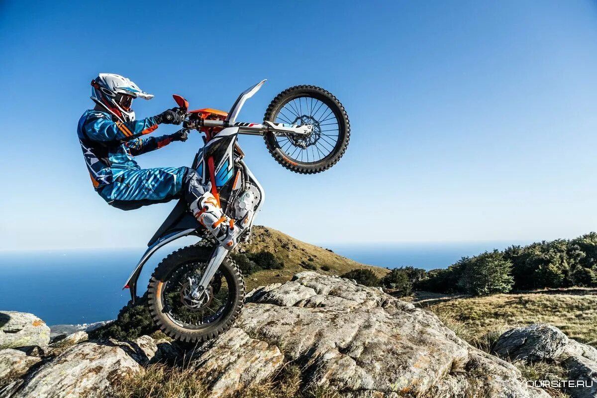 KTM Freeride e-XC. KTM Freeride e-XC 2020. KTM Freeride e Enduro 2021. Эндуро 250 Кайо КТМ. Человек эндуро