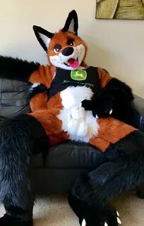 Slideshow fursuit bulge 