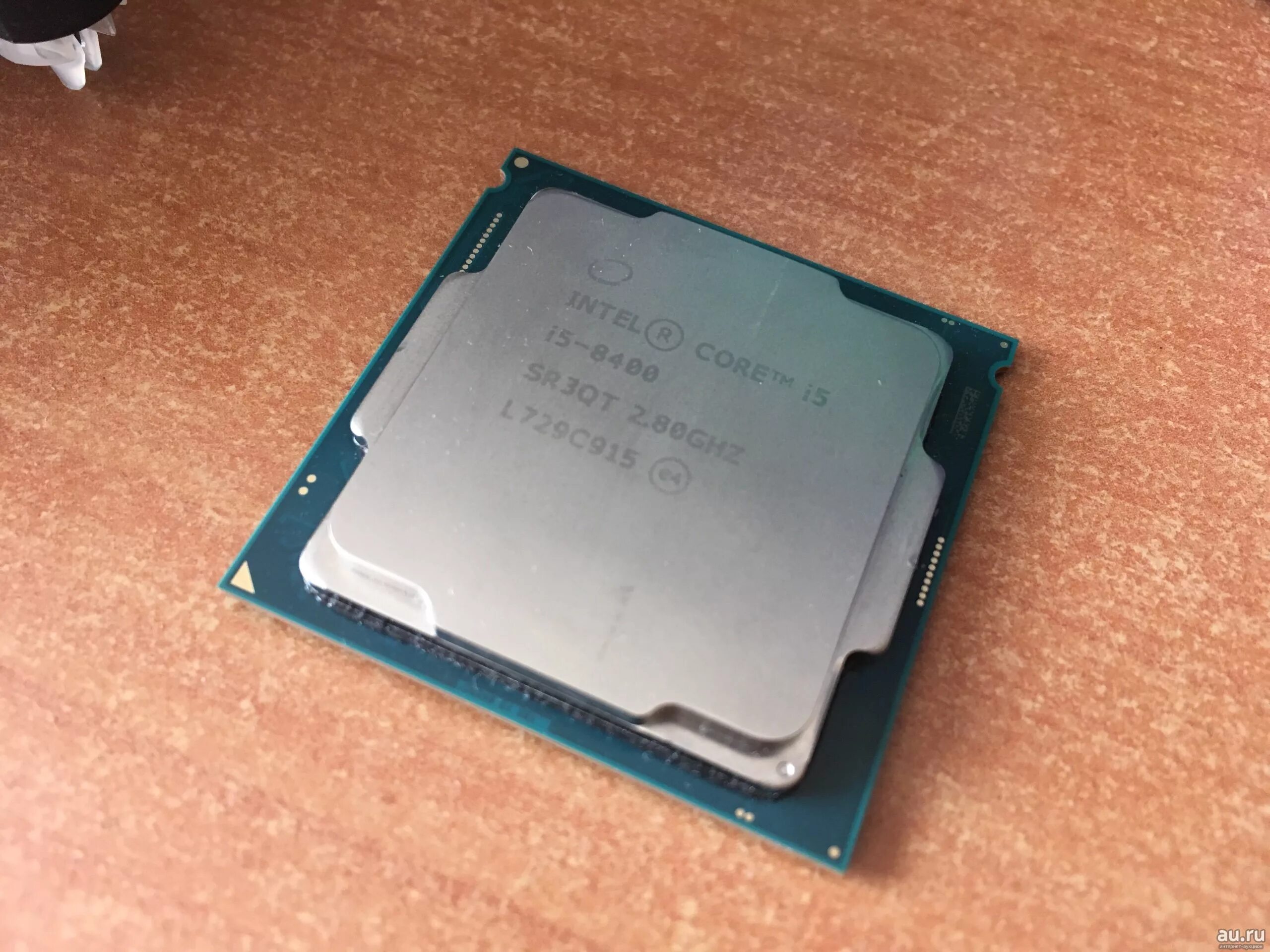 Модель процессора i5. I5 8400k. Intel Core i5-8400. Intel Core i3 2110. Intel(r) Core(TM) i5-8400.