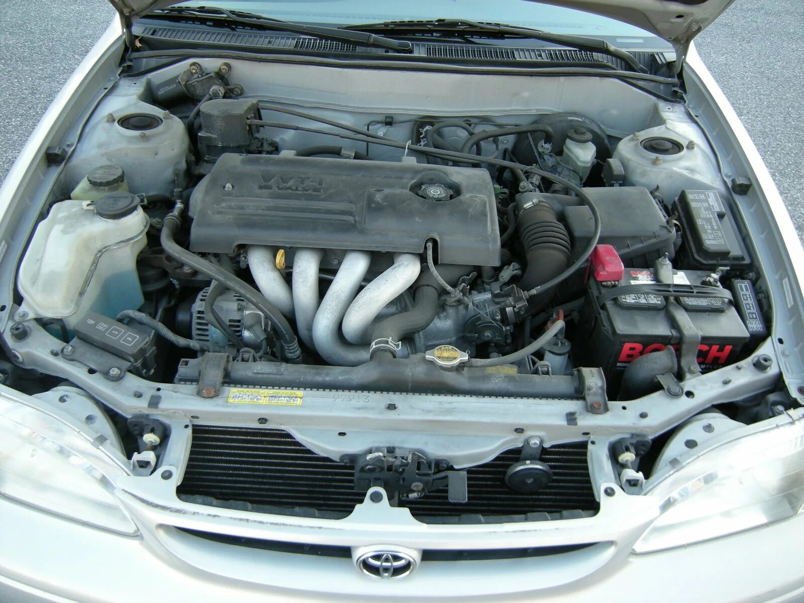 Тойота королла каких двигатель лучше. Corolla Toyota 2000 двигатели. Тойота Королла 1999 1.6 двигатель. Тойота Королла 2000. Toyota Corolla, 2003 двигатель.