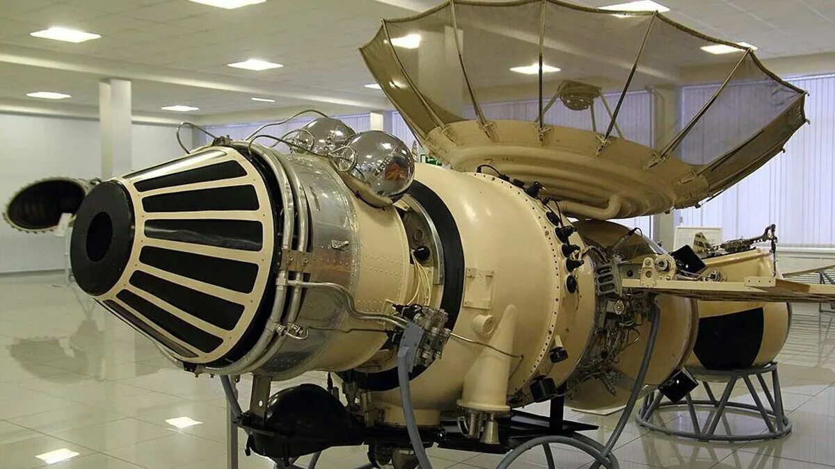 Первый советский космический аппарат