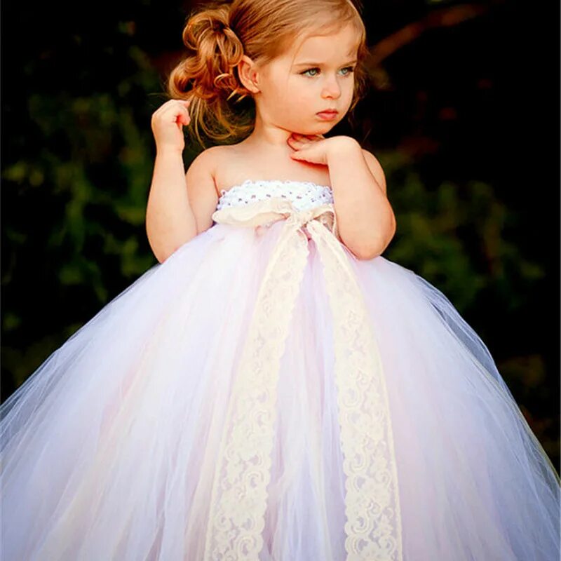 Самой маленькой принцессе. Платье для девочки. Красивые платья для девочек. Платья для маленьких принцесс. Пышное платье для девочки.