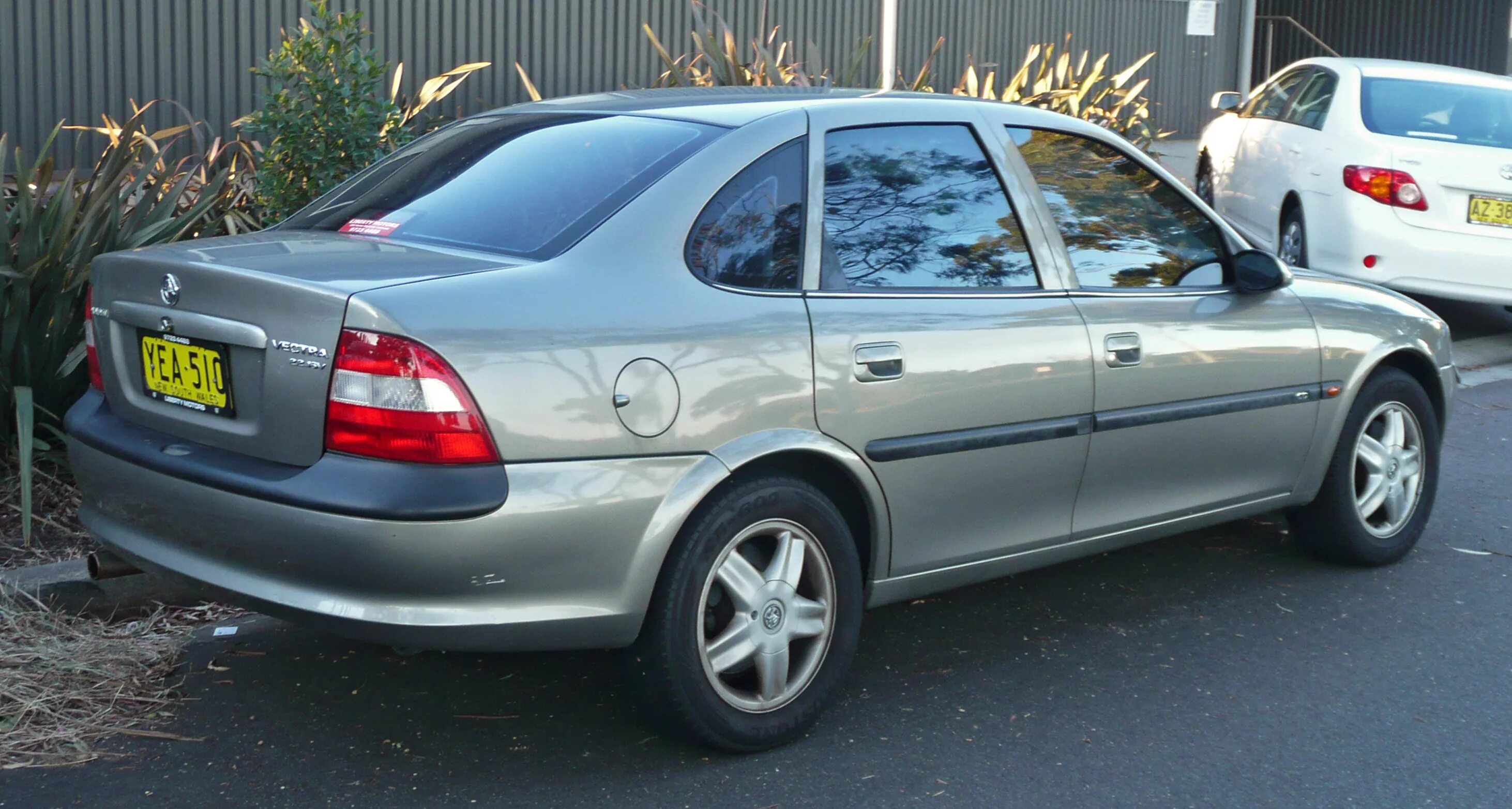 Опель вектра б бу. Опель Вектра 1997 седан. Opel Vectra b. Opel Vectra b 2002. Опель Вектра 1998 седан.