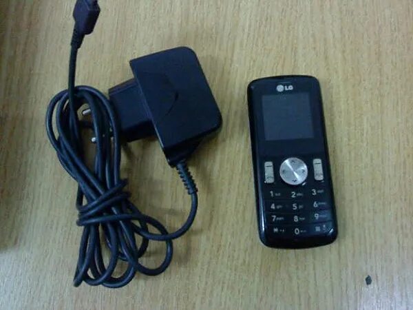 Лджи се 0168. Лж 0168. Lg 0168 характеристики. Телефон lg 0168. Телефон lg 2013 года выпуска.