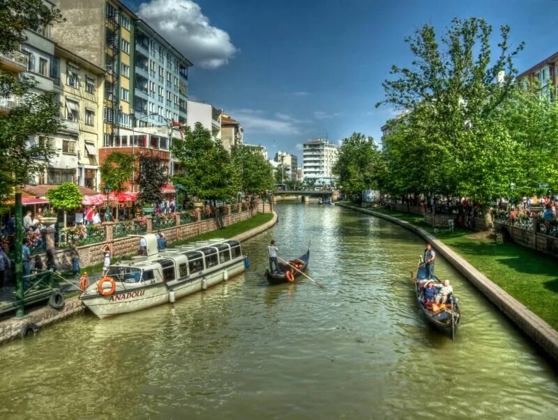 Эскишехир турция достопримечательности. Eskişehir. Eskişehir. Eskisehir турция. Город в турции эскишехир.