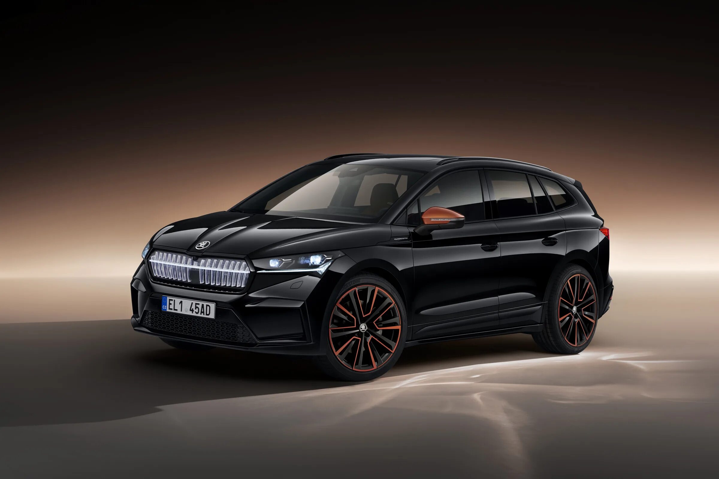 Iv 2025. Skoda enyaq iv 2025. шкода enyaq 2025. шкода enyaq 2025. электрическая шкода кроссовер.