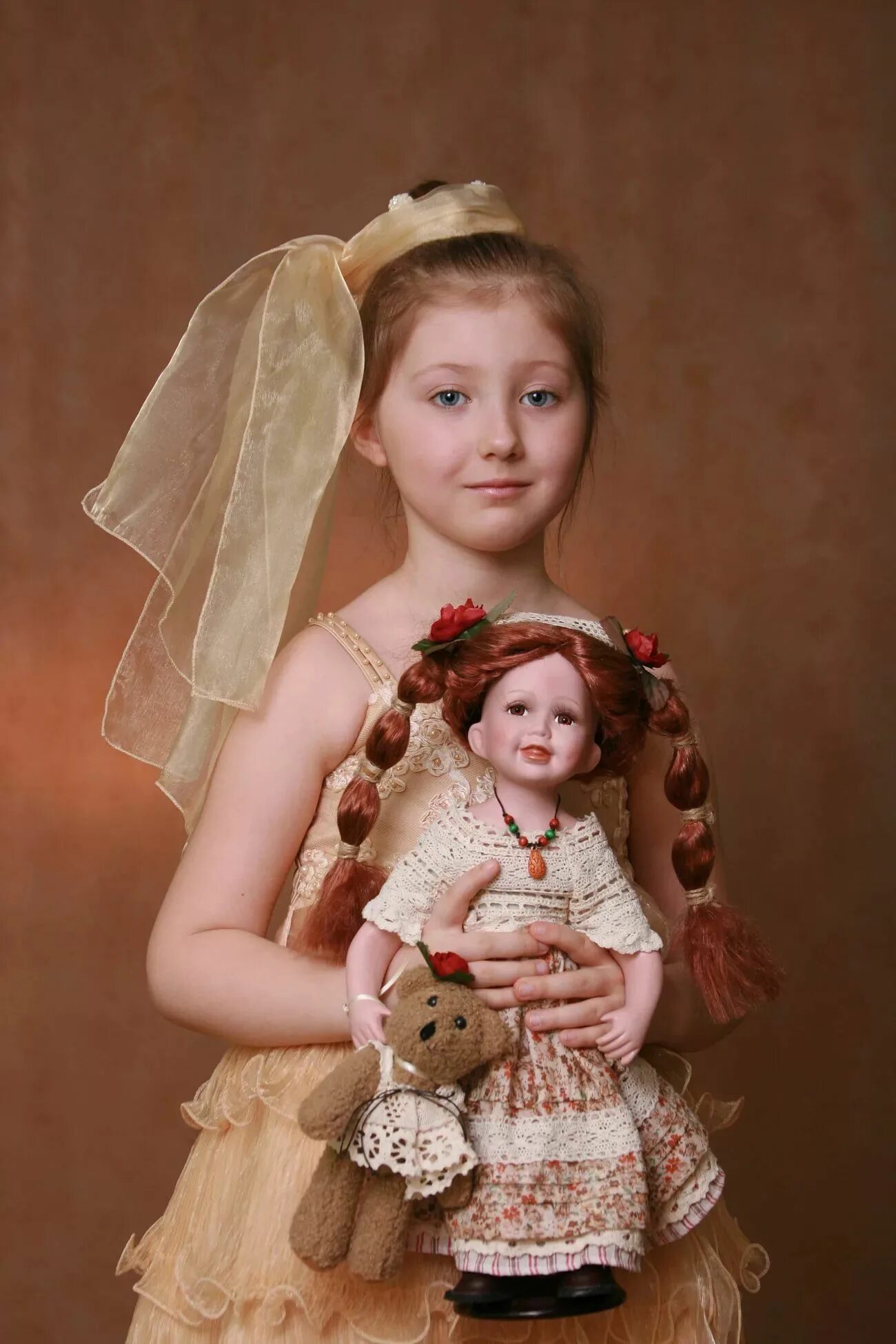 Куклы для девочек. Кукла фотосет. Куклы детства. Девочка. Картинка девочка с куклой