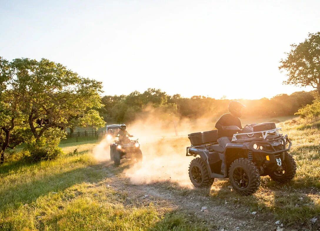 Квадроциклы brp can am outlander. Квадроцикл can-am Outlander. Can am atv 2023 Outlander. Квадроцикл БРП 2021. Can am Outlander.