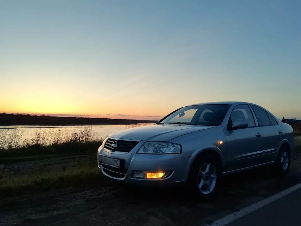 Nissan almera classic b10 с фиолетовыми дисками. Ниссан альмера классик на драйв 2. Nissan almera b10. Ниссан альмера классик на драйве. Ниссан альмера классик 1.
