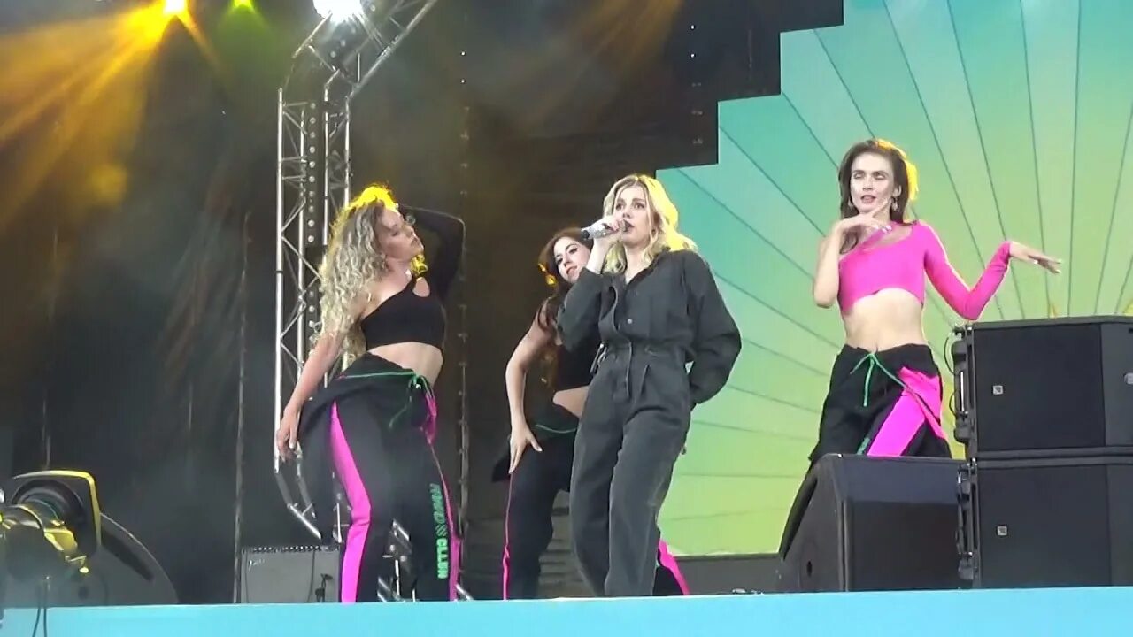 Выступление карауловой