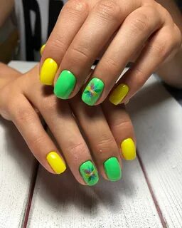 Яркий дизайн на короткие