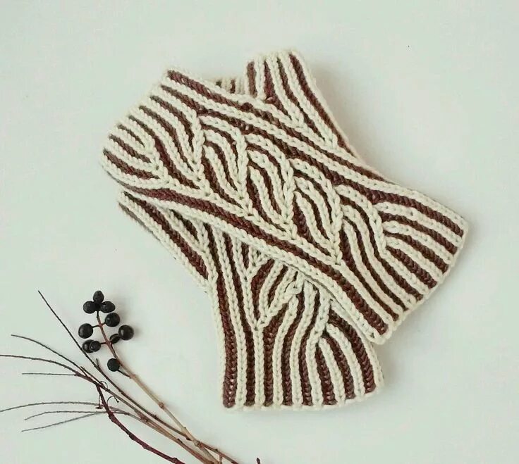 Техника бриошь крючком. Узоры Бриошь спицами. Техника вязания Бриошь. Шапка в технике Бриошь. Бриошь вязание спицы.