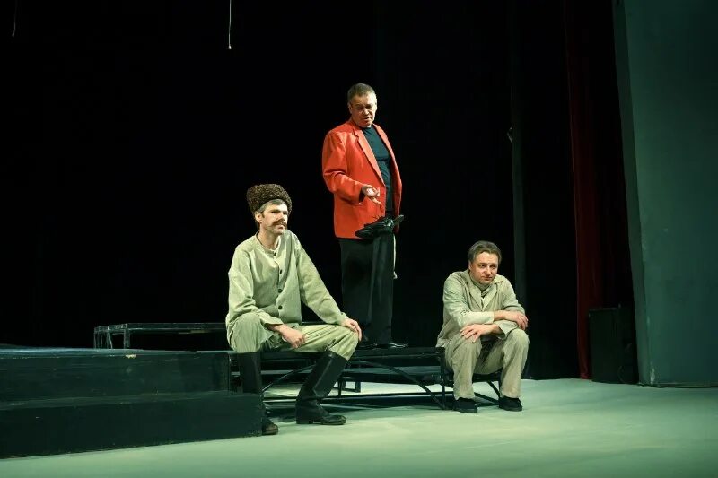 театральный конкурс. маска марди гра. театральные маски. денискины рассказы спектакль тюз. веселый театральный.