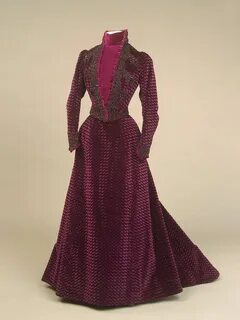 Dress to empress
