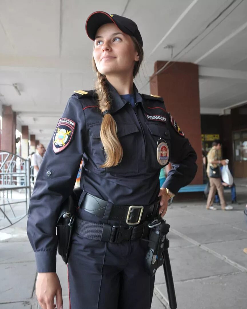 Девушки ппс. Форма ППС МВД. Женская Полицейская форма. Женщина полицейский. Женщина в полицейской форме.