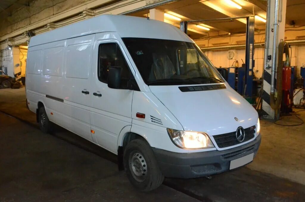 Mercedes Sprinter Classic 411. Mercedes-Benz Спринтер 614. Мерседес Бенц 411 Спринтер. Mercedes-Benz Спринтер 818.