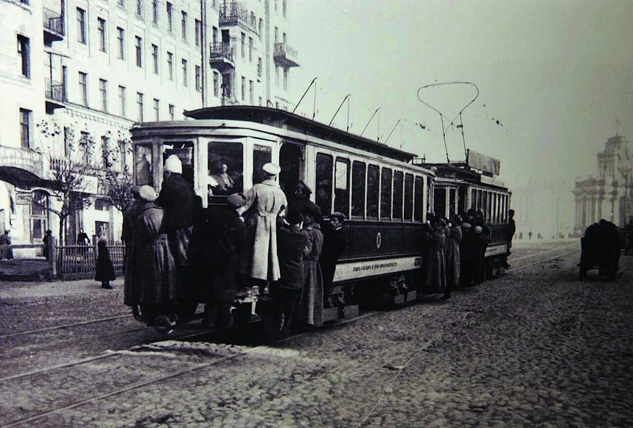 Трамвай 20 москва. Трамвай 1910 года Москва. Трамвай в Москве 1910-е. Трамвай 1920 Москва. Трамвай Москва 1930.