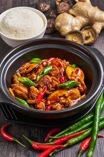 Yang's Braised Chicken Rice demos how to be a 'one-hit wonder&apo...