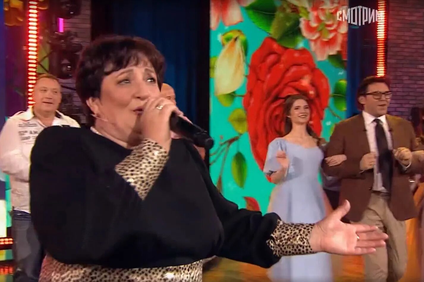 Песни от всей души 04 02 2024. Песни от всей души с малаховым. Песни от всей души вечернее шоу андрея малахова. Спасибо открытки красивые. Открытки спасибо большое.