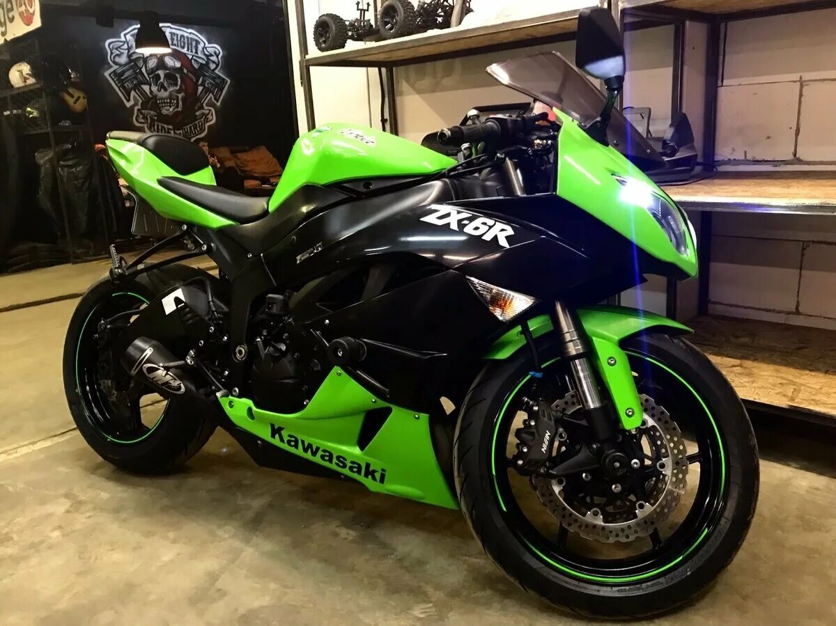 Кавасаки zx10r. Kawasaki zx10r в черный матовый. Зеленый кавасаки. Кавасаки zx6r 2011. Kawasaki ninja zx-10r 2014.