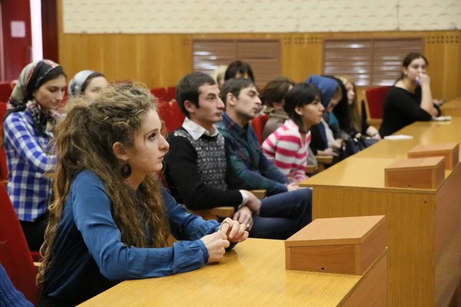 д. медногорск карачаево-черке. карачаево-черкесский государственный университет. карачаевский университет имени у д алиева. карачаевский университет алиева.