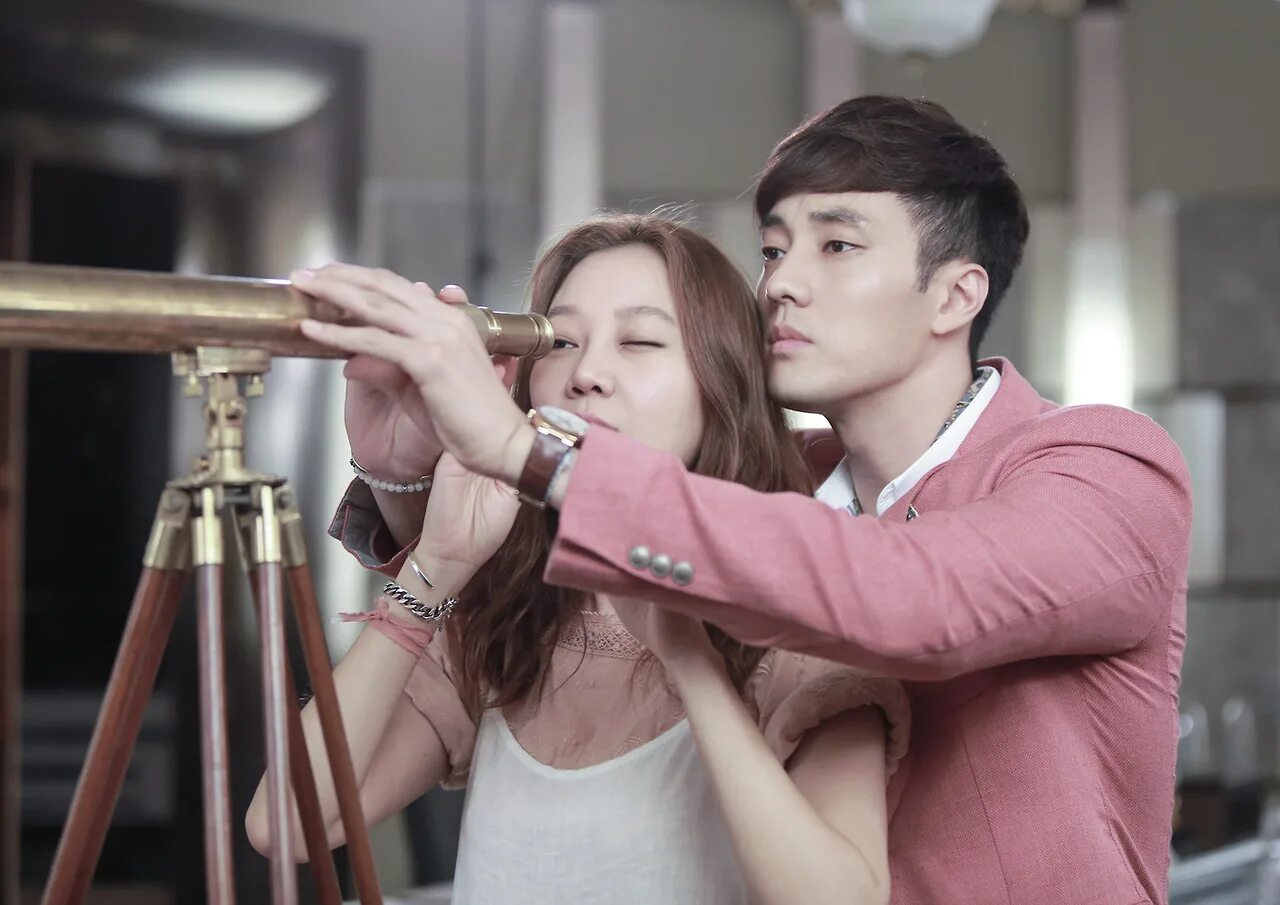 Высшее общество дорама 2021. Только ради любви дорама softbox. Пак со джун секретарь ким. Удачный роман дорама. Ан хё соп и ким се чжон.