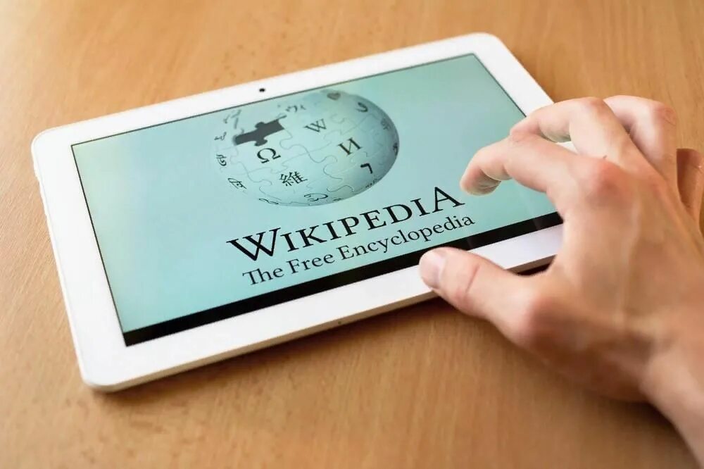 Wiki using. Wikipedia. интернет энциклопедия это. маншет.