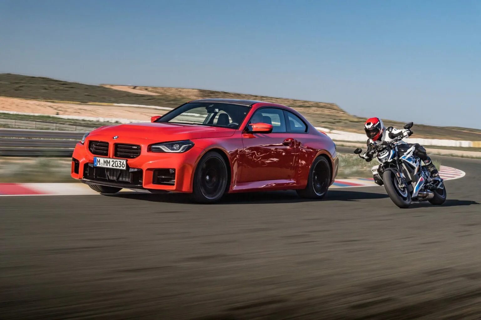 Bmw m2 2025. Bmw m1000. bmw m1000r. bmw m1000r lego фото.