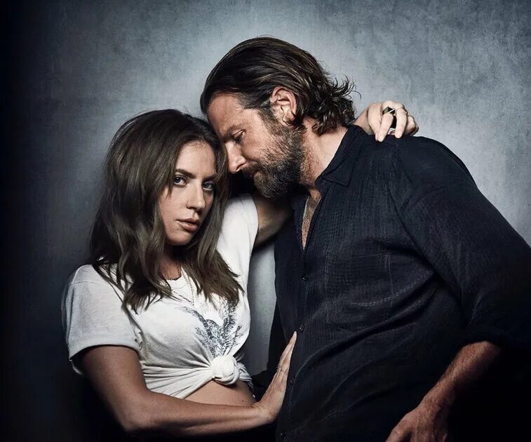 Гага и купер shallow. A star is born брэдли купер. Звезда родилась джексон мейн. Shallow lady gaga bradley cooper. A star is born gaga.